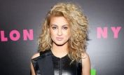 Tori Kelly