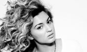 Tori Kelly