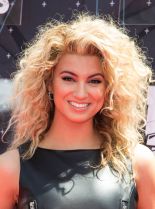 Tori Kelly