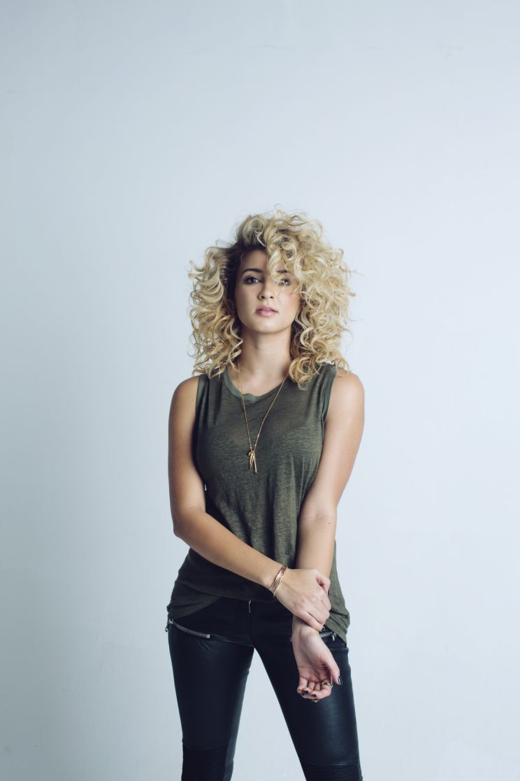 Tori Kelly