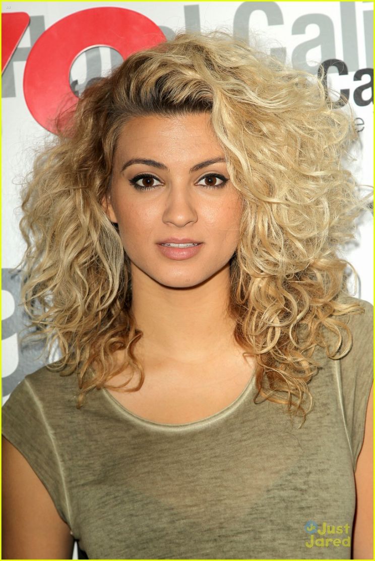 Tori Kelly