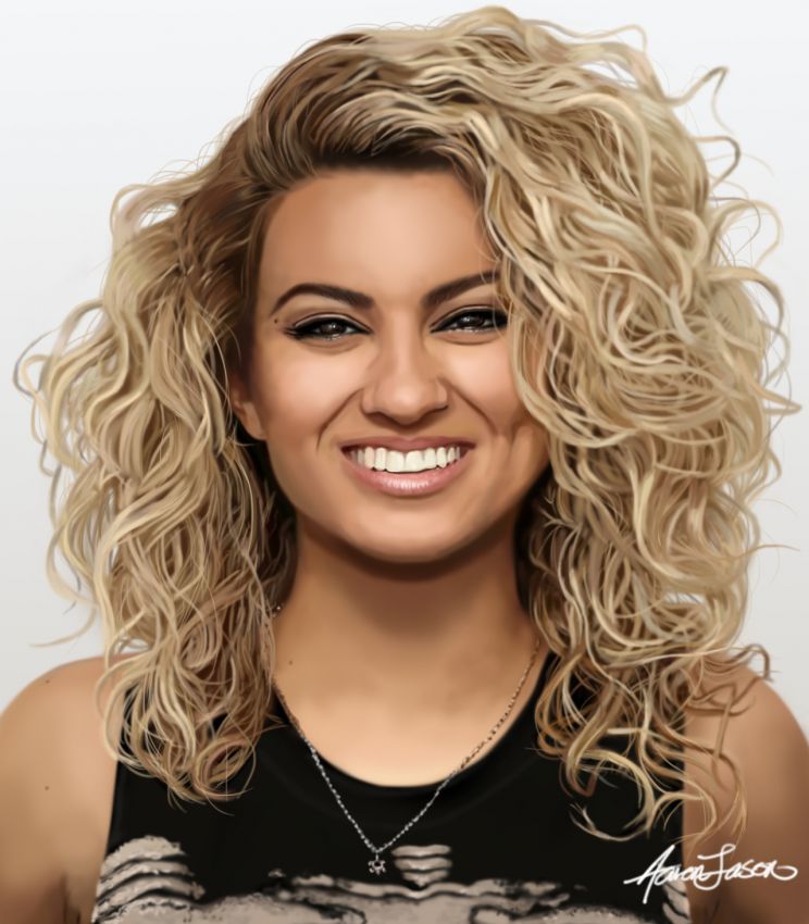 Tori Kelly