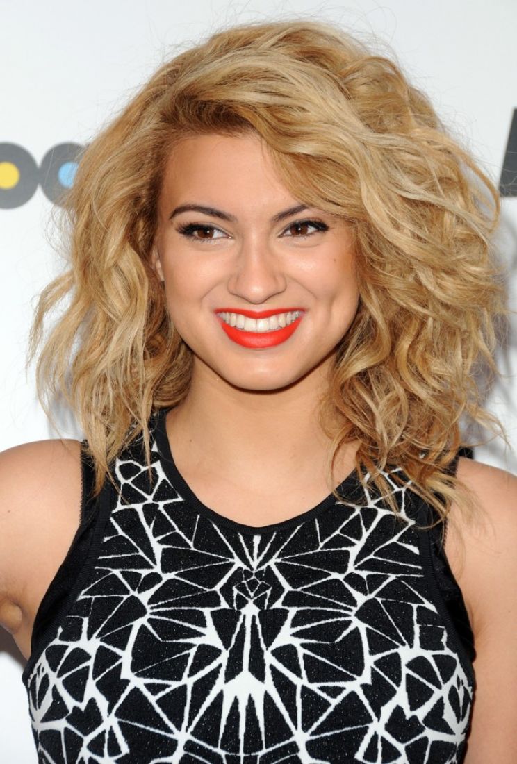 Tori Kelly