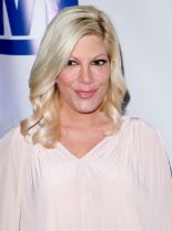 Tori Spelling photo