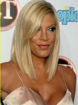 Tori Spelling photo