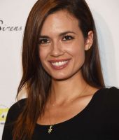 Torrey DeVitto