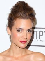 Torrey DeVitto