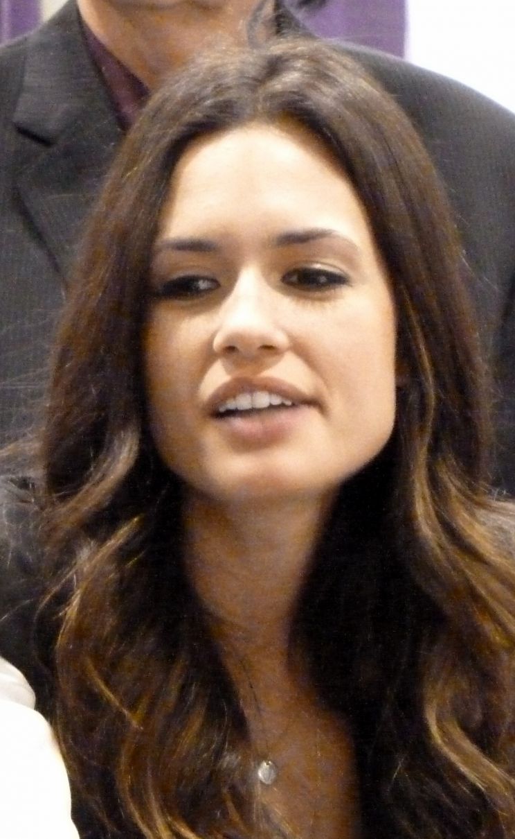 Torrey DeVitto