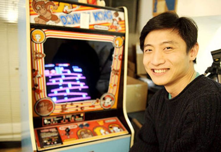 Pictures of Toru Iwatani