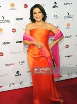 Tovah Feldshuh photo