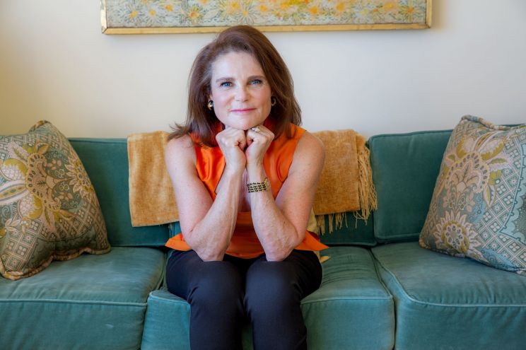 Tovah Feldshuh