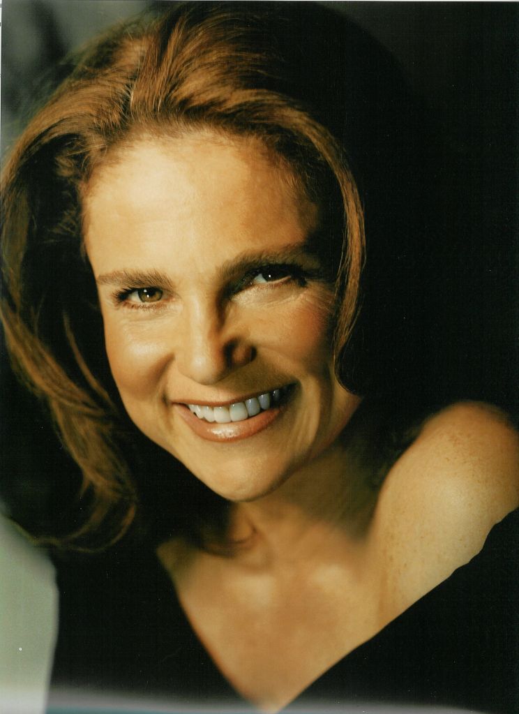 Tovah Feldshuh