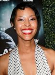 Tracey Heggins