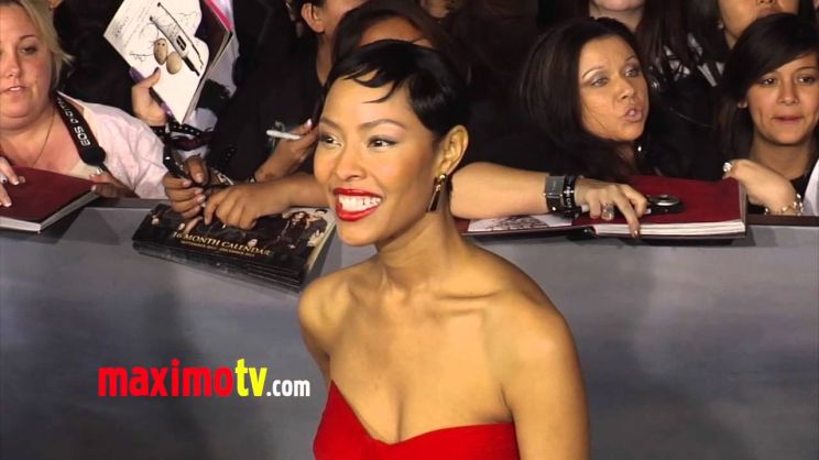 Tracey Heggins