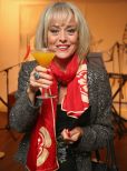 Tracie Bennett