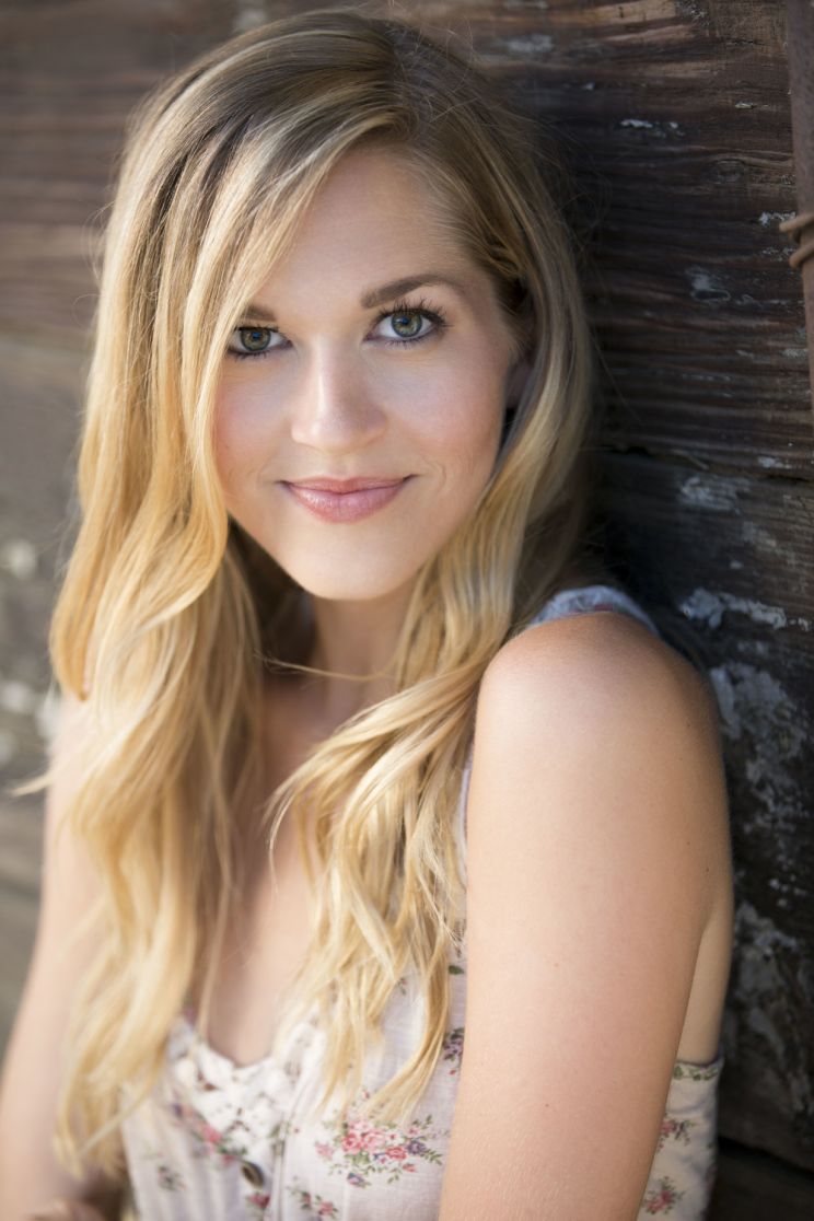 Tracy Pfau