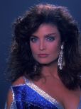 Tracy Scoggins