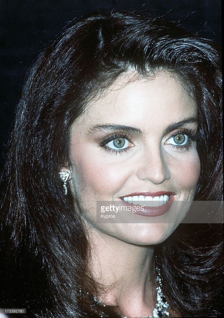 Tracy Scoggins