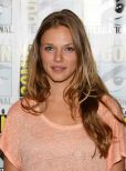 Tracy Spiridakos