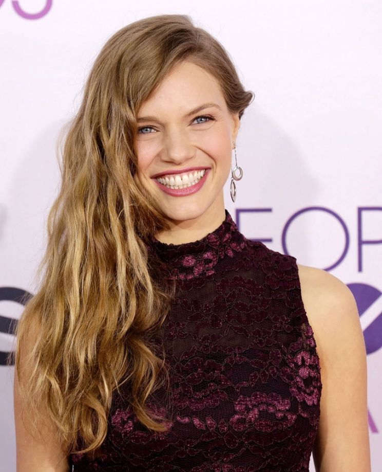 Tracy Spiridakos