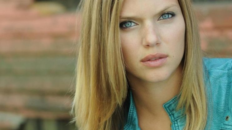 Tracy Spiridakos