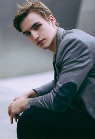 Trevor Stines