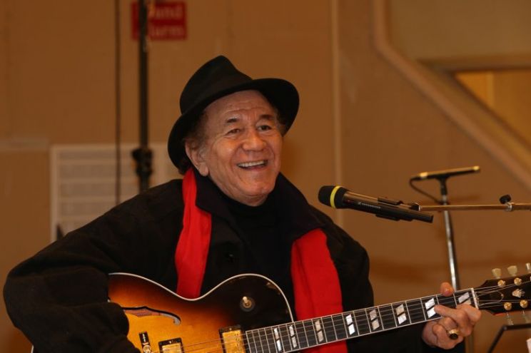 Trini López