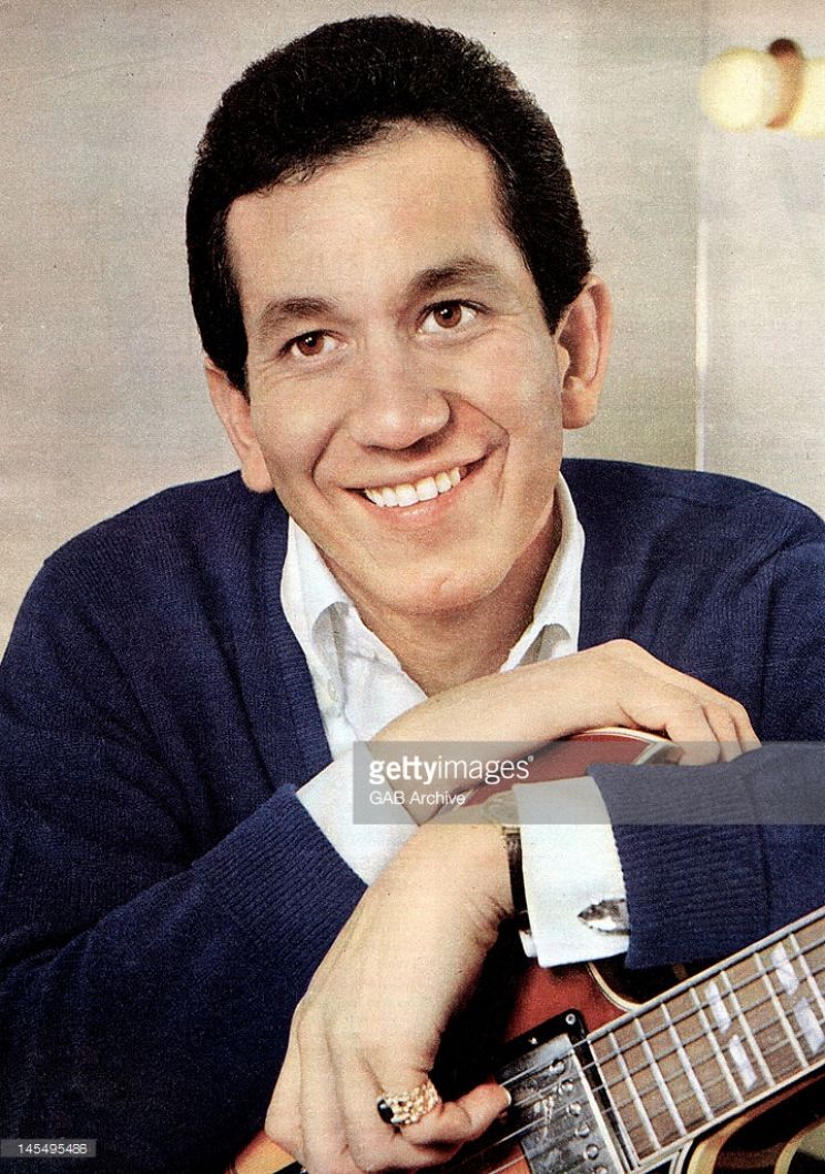 Trini López