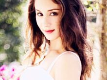Troian Bellisario