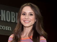 Troian Bellisario