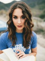 Troian Bellisario photo