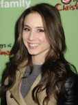 Troian Bellisario