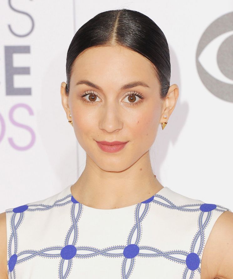 Troian Bellisario