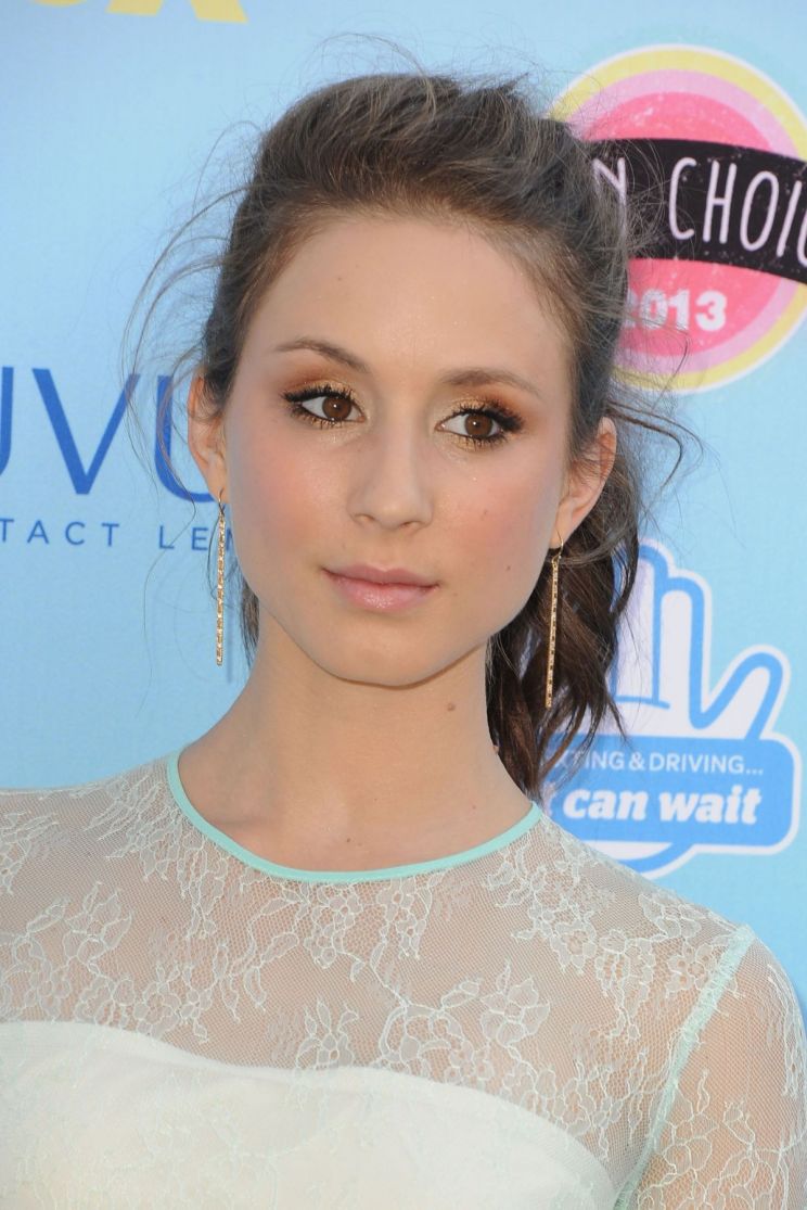 Troian Bellisario