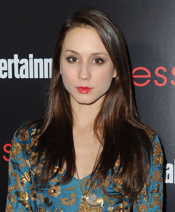 Troian Bellisario