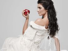 Tuba Büyüküstün photo
