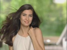 Tuba Büyüküstün photo