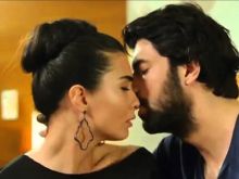 Tuba Büyüküstün