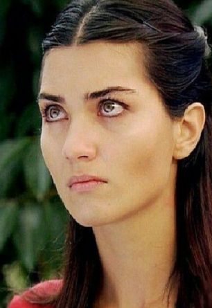 Tuba Büyüküstün