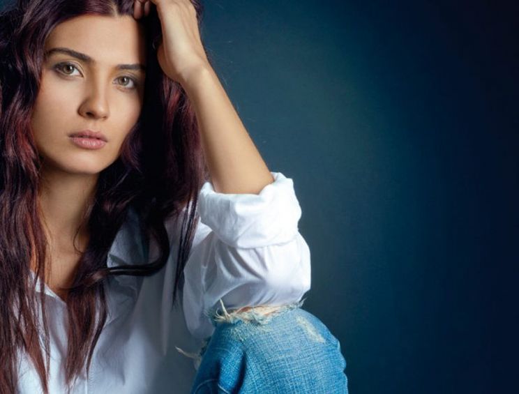 Tuba Büyüküstün