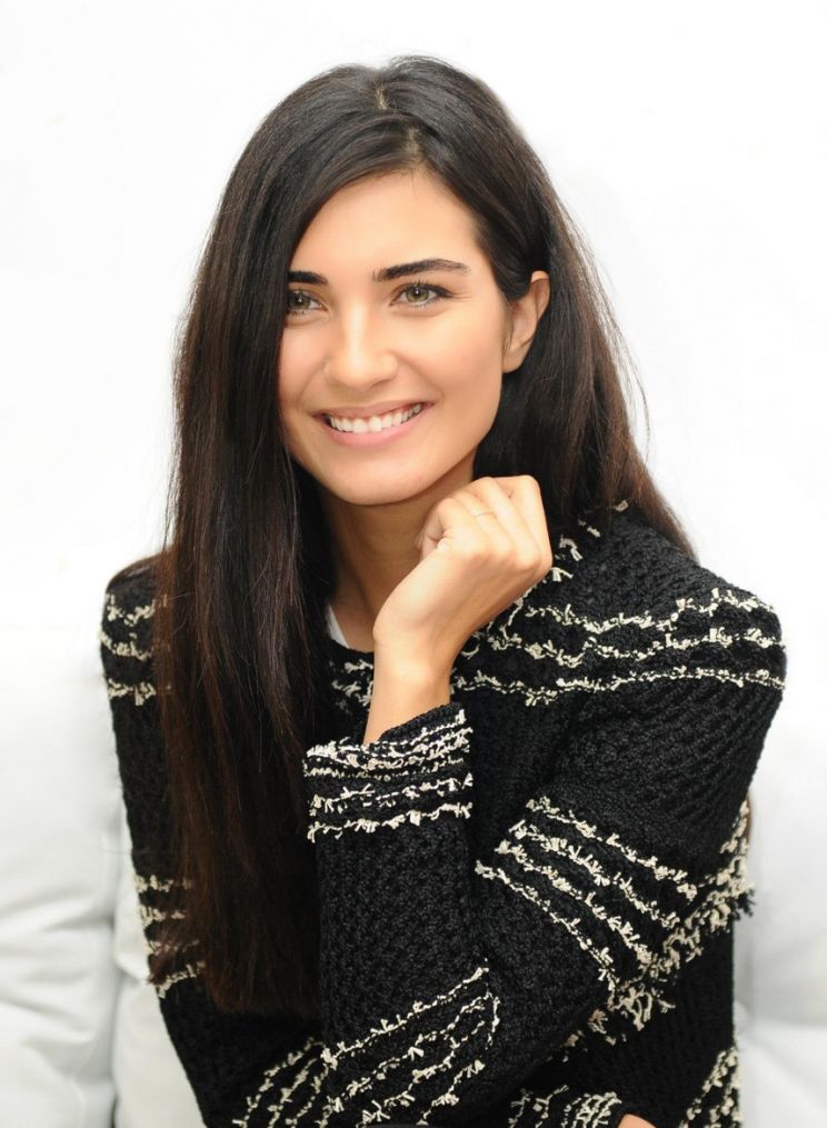 Tuba Büyüküstün