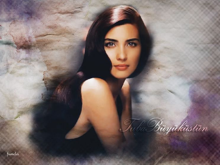 Tuba Büyüküstün