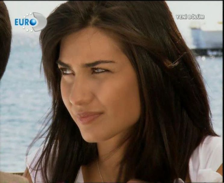 Tuba Büyüküstün