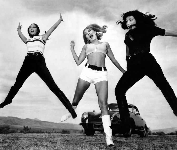 Tura Satana