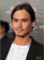 Tyler Blackburn