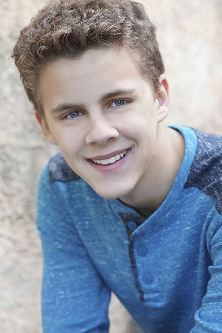 Tyler Carney