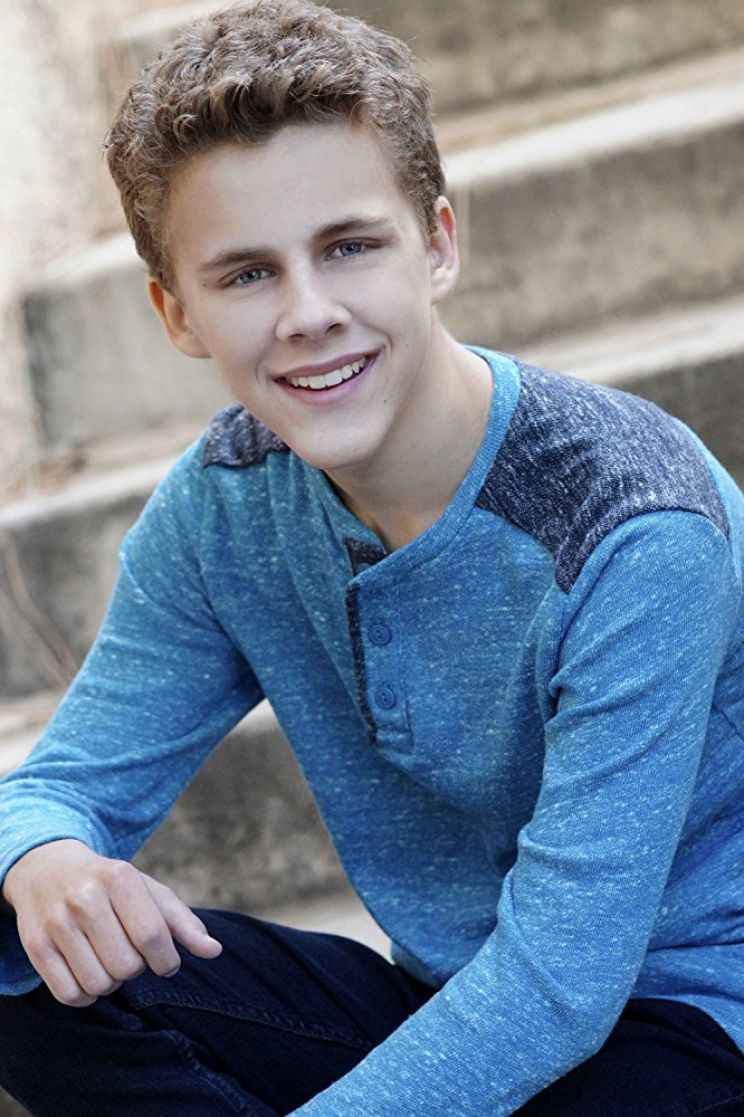 Tyler Carney