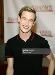 Tyler Henry