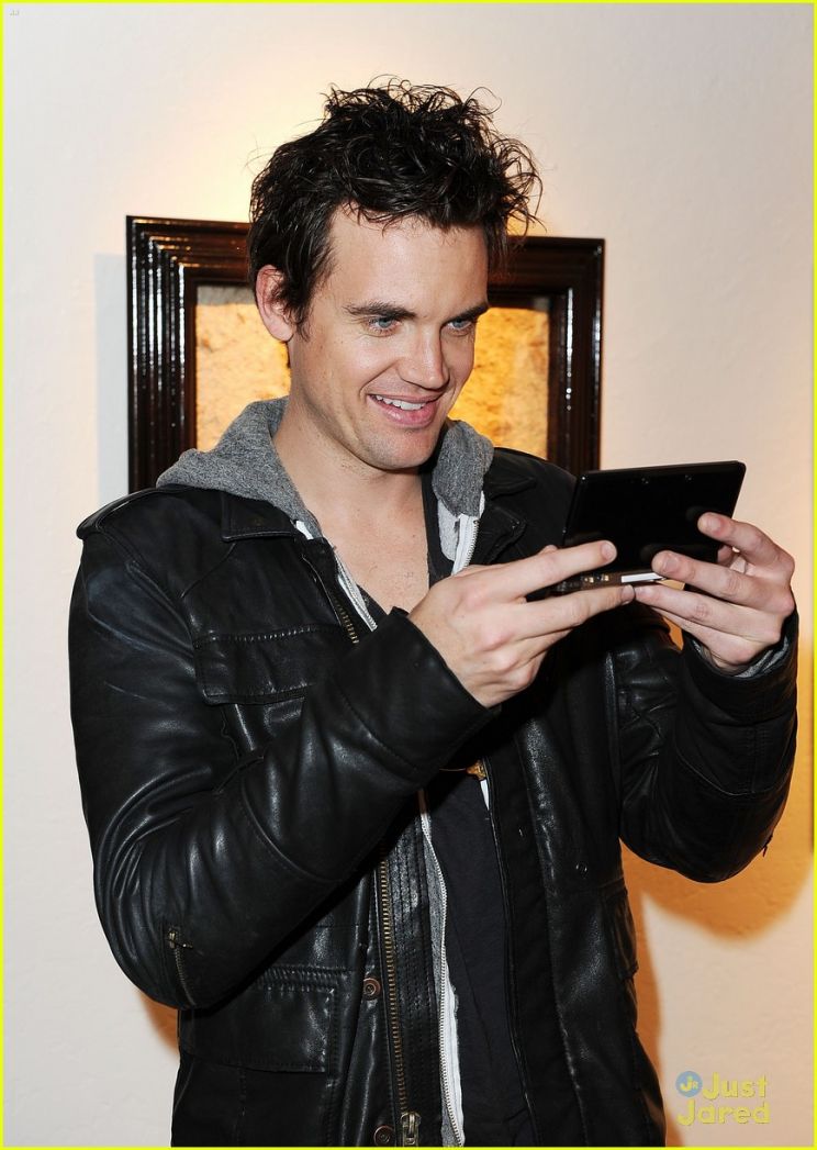 Tyler Hilton