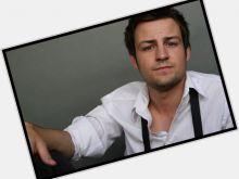 Tyler Hynes photo